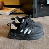 Tenis Casuales Cálidos para Niñas Estilo Invierno 2025 Para Niños Medianos y Grandes Zapatos Deportivos de Moda para Niños Tenis Deportivos Casuales Antideslizantes para Niños