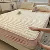Sábana acolchada impermeable tipo A, gasa arrugada, antideslizante, engrosada, protector de colchón, a prueba de polvo y a prueba de orina