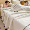 Manta de gasa de tres capas 100% algodón, colcha tipo toalla, manta de algodón puro, manta para siesta en la oficina, manta refrescante de verano, manta tipo chal para sofá