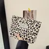 Bolsa de Cosméticos con Patrón de Cebra de Moda de Corea del Sur Bolsa de Lavado Bolso de Mano para Mujer Bolso de Mano Bolso de Mano Bolsa de Almacenamiento Conveniente de Gran Capacidad