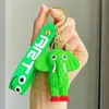 Llavero Caliente Geng Shan Hai Jing Dibujo Animado Divertido Usando Zapatos Tiburón Palo de Madera Figura de Hombre Llavero de Coche Venta al por Mayor