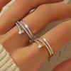 Anillo Nicho Femenino Transfronterizo Más Vendido Tarjeta de Uñas Lujo Ligero de Alta Gama No se Desvanece Anillo Dedo Índice Celebridad de Internet Mismo Estilo Anillo
