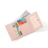 Linda Cartera Corta Estilo Universitario para Mujer, Alto Valor Estético, Diseño Dulce, 70% de descuento Cartera con Estampado Creativo de Perro en Relieve Portatarjetas