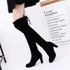 Botas femininas de salto alto grosso, cano até o joelho, emagrecedoras, tamanho 43, para primavera, outono e inverno, plus size, para comércio exterior europeu e americano, em estoque para vendas transfronteiriças