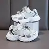 2026 Nuevo Modelo Zapatos de Malla Transpirable tipo Papá para Niños y Niñas con Velcro, Antideslizantes, Resistentes al Desgaste, Estilo de Moda