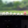 Figurinhas Fofas de Desenho Animado para Telas do Painel do Carro, Pequenos Enfeites de Carro para Decoração de Interior