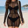 Novo saída de praia transparente de manga longa estilo transfronteiriço, peça de sobrepor para biquíni estilo europeu e americano, vestidinho de rede curto para férias na praia