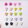 Nuevos accesorios de arte de uñas de flor de cinco pétalos y hoja, piezas pequeñas de resina tridimensionales para pendientes DIY, pasadores para el cabello y accesorios de decoración de uñas