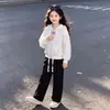 Nuevo Conjunto Casual de Dos Piezas para Niñas: Sudadera con Capucha Dulce y Linda y Pantalones de Pierna Ancha para Primavera y Otoño 2026