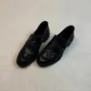 Sapatos Loafer Femininos, Estilo Britânico Retrô, Bico Redondo, Rebites, Franzidos, Slip-On, Salto Bloco, Sapatos de Couro Preto