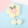 Pelaje de Conejo Flor de Ciruelo Bola Colgante Accesorios de Tela Textura Felpa Ropa Pinza para el Cabello Colgante Bolso Decoración DIY Suministros Venta al por Mayor
