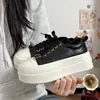 Zapatillas de plataforma populares con suela gruesa para mujer, nuevos zapatos casuales para aumentar la altura de la primavera de 2026, zapatillas deportivas versátiles