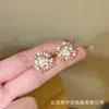 Pendientes de Perla Copo de Nieve Pequeños y Exquisitos Japoneses y Coreanos, Pendientes de Diseño Elegante y Sencillo, Pendientes de Moda Únicos Versátiles para el Día a Día