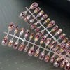 Adesivos de unhas quadradas estilo europeu de comprimento médio, adesivos de unhas postiças com padrão de floresta vermelho-escuro temáticos de Halloween europeus e americanos