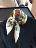 Pañuelo de Seda Hecho de Seda Genuina, Pañuelo Cuadrado Pequeño para Mujer, Adecuado para Primavera, Otoño e Invierno, Pañuelo Delgado para el Cuello para Protección del Cuello