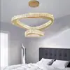 Sala de Estar de Penthouse Dúplex de Lujo con Lámpara de Araña Grande, Lámpara Colgante de Cielo Estrellado de Cristal de Techo Alto