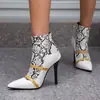 Botines con Correa a Juego de Nuevo Color Botas de Caballero Puntiagudas Botas de Tacón Fino Tallas 40-48 Botas de Comercio Exterior Amazon