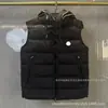 Comercio exterior transfronterizo Chaleco acolchado con capucha y estampado de letras Mengjia para hombre y mujer, cuello alto de pareja, sin mangas cálido casual de invierno