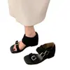 Sandalias casuales de diseño minimalista para mujer 2026, sandalias que aumentan la altura con un toque retro de nicho, adecuadas para ir al trabajo, con hebilla de cinturón, nuevo estilo romano