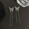 Brincos de Tarraxa com Borboleta de Pérola e Zircônia com Franjas de Alto Padrão para Mulheres Brincos Longos Exquisitos Super Fadas Acessórios de Brincos Versáteis e Modernos Venda por Atacado