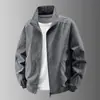 Novas peças de outer wear para primavera e outono: Jaqueta corta-vento leve, de camada única, para homens e mulheres, sem capuz, com gola alta, estilo esportivo casual, adequada para atividades ao ar livre