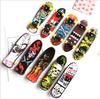 Mini Patineta de Dedos para Escritorio al por Mayor Juguetes para Niños Deportes Creativos de Punta de Dedo Puesto Venta Caliente Tarjeta de Regalo Taobao