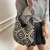 Moda 2025 Novo Estilo Mori Bolsa de Ombro de Mão Tecido Bolsa de Férias Oca Retro Lã Bolsa de Palha Feita à Mão