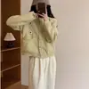 Suéter Suave y Ceroso Estilo Coreano para Mujer con Diseño de Flor Tridimensional Otoño e Invierno Nuevo Cárdigan de Punto de Gama Alta Informal