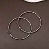 2026 Aretes de Aro Lisos Sencillos Estilo Nuevo con un Diseño Exagerado, Versátiles y Elegantes, Aretes de Lujo Ligero de Gama Alta de Nicho