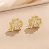 Conjunto de Brincos e Colar Exclusivo de Trevo de Quatro Folhas com Diamantes Completos para Mulheres Moda Luxo Leve Simples Versátil Titânio de Alta Qualidade Aço Joias Atacado