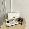 Bolso de Cadena de Nicho Dongdaemun Coreano Moda Retro Cuero de Cera de Aceite Bolso Cuadrado Pequeño Lujo Ligero Casual Ins Bolso de Hombro
