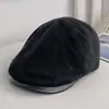 Nueva Gorra de Ante Estilo Retro Británico para Hombres y Mujeres, Otoño e Invierno, Adelgazante, Gorra Plana Versátil, Artístico Sombrero de Nube
