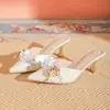 Lindas Flores Bico Fino Francês Meia-Chinelos Femininos 2025 Novos Sandálios de Salto Agulha para Vestido de Verão