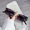 Gafas de sol cuadradas sin montura de metal con borde cortado, tendencia de moda para mujer, venta caliente en Aliexpress, al por mayor transfronterizo