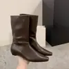 Botas de montaria quadradas retrô com salto anabela afunilado e perna larga para mulheres, nova coleção outono/inverno 2026, botas de cano médio simples e versáteis estilo francês