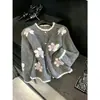 Cárdigan jacquard bordado floral tridimensional estilo francés, colección otoño 2026, top de punto suave y versátil