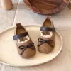 Zapatos de cuero para niñas estilo coreano con ribete de encaje, nuevos para primavera y otoño 2026, suela blanda, estilo bosque de ante para niñas pequeñas, zapatos de princesa