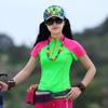 Camiseta Casual Esportiva de Manga Curta para Exterior com Blocos de Cor de Secagem Rápida Feminina para Caminhada e Corrida Roupa de Secagem Rápida Tamanho Grande Respirável e Absorvente de Suor