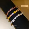 Pulsera geométrica extensible con circonita chapada en oro real de 18 quilates, pulsera versátil de moda y única, joyería de nicho de lujo ligero para mujer