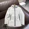 Chaqueta de Montañismo Impermeable, Cortavientos, Transpirable, que Absorbe la Humedad, con Capucha y Cuello Alto, Sin Costuras, Dopamina para Pareja 13159