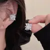 Brinco de Argola com Brilho Diamante e Pérola de Alta Qualidade para Mulheres, Design Versátil de Nicho de Luxo Leve, Brincos de Temperamento, Acessórios de Orelha Mais Vendidos
