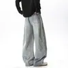 Calça jeans masculina estilo americano de rua com perna curva, cinza escuro, lavagem desgastada, perna larga, com design de retalhos curvos, calça longa da moda