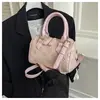 2026 Nuevo Bolso de Hombro Cruzado de Moda de Alta Gama Diseño de Nicho Boston de Viaje en Relieve para Mujer