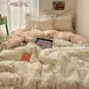 Juego de cama de cuatro piezas de crepé con estampado de encaje denso tipo puff, funda de edredón de dibujos animados, juego de tres piezas para dormitorio de estudiante al por mayor