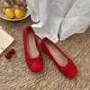 Zapatos planos estilo retro ballet con aumento interno de altura y corte bajo para mujer, nuevo modelo verano 2026, adecuados para combinar con faldas, zapatos Mary Jane franceses