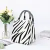 Bolsa Linda Estilo Coreano Hebilla Magnética Trabajo Viaje Diario Portátil Gran Capacidad Bolso Cubo Bolso Tejido de Punto Mayoreo