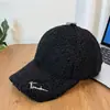 Gorra de Béisbol Unisex Versátil Adelgazante Facial de Lana de Cordero Gruesa con Letra R Estilo Coreano Cálida Sencilla para Hombre
