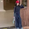 Conjunto para Niñas 2026 Otoño Nuevo Estilo Niños Medianos y Grandes Sudadera con Capucha Estampada de Cuello Alto Chaqueta Pantalones de Chándal Rayados Ropa de Otoño Conjunto de Dos Piezas