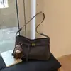 2025 Nuevo Otoño e Invierno Textura Gamuza Bolso de Axila para Viajero Bolso de Hombro Gamuza Mate Moda de Nicho Bolso de una Sola Compartimento