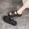 Saias de Alta Qualidade Estilo Novo para Uso ao Ar Livre, Sandálias com Sensação Fresca para Mulheres, Chinelos Plataforma que Aumentam a Altura para Mulheres, Roupas de Verão para Uso ao Ar Livre, Sola Grossa 2026
